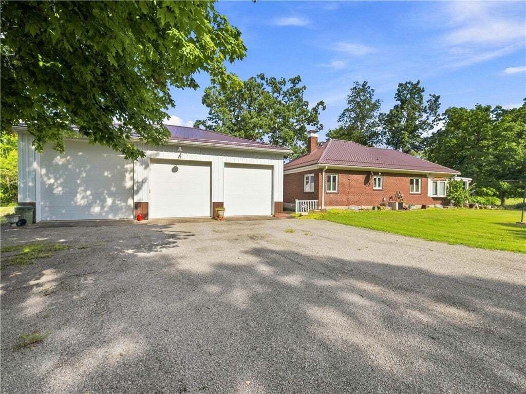 House in Nixon, Pennsylvania, United States 5 - 18311758