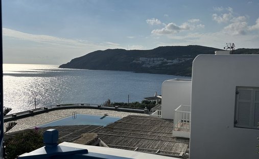 House in Ano Mera Community, Aegean, Greece 1