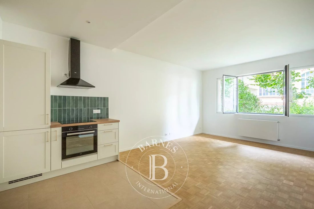 Apartment in Armagis, Saint-Germain-en-Laye, France 4 - 18165691