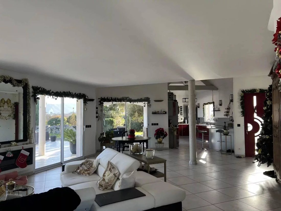 Villa en Nay, Nueva Aquitania, Francia 4 - 18761744