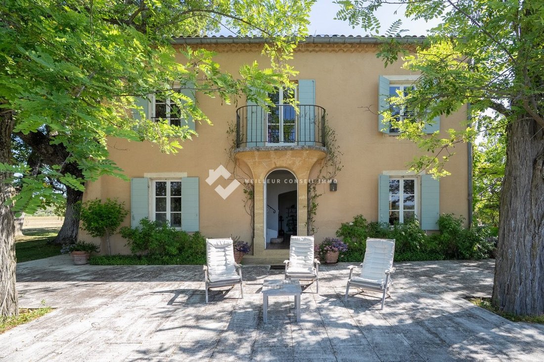 Country House in Jouques, Provence-Alpes-Côte d'Azur, France 1 - 18766252