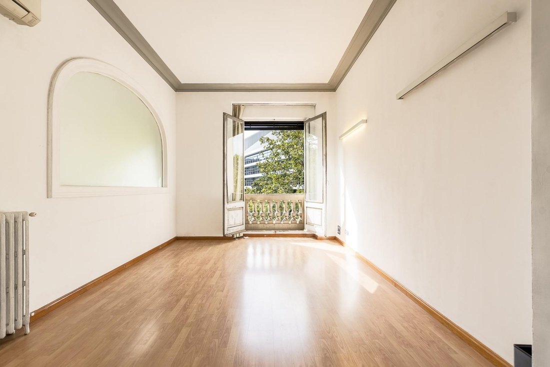 Wohnung in Sarrià-Sant Gervasi, Barcelona, Spanien 1 - 18762773