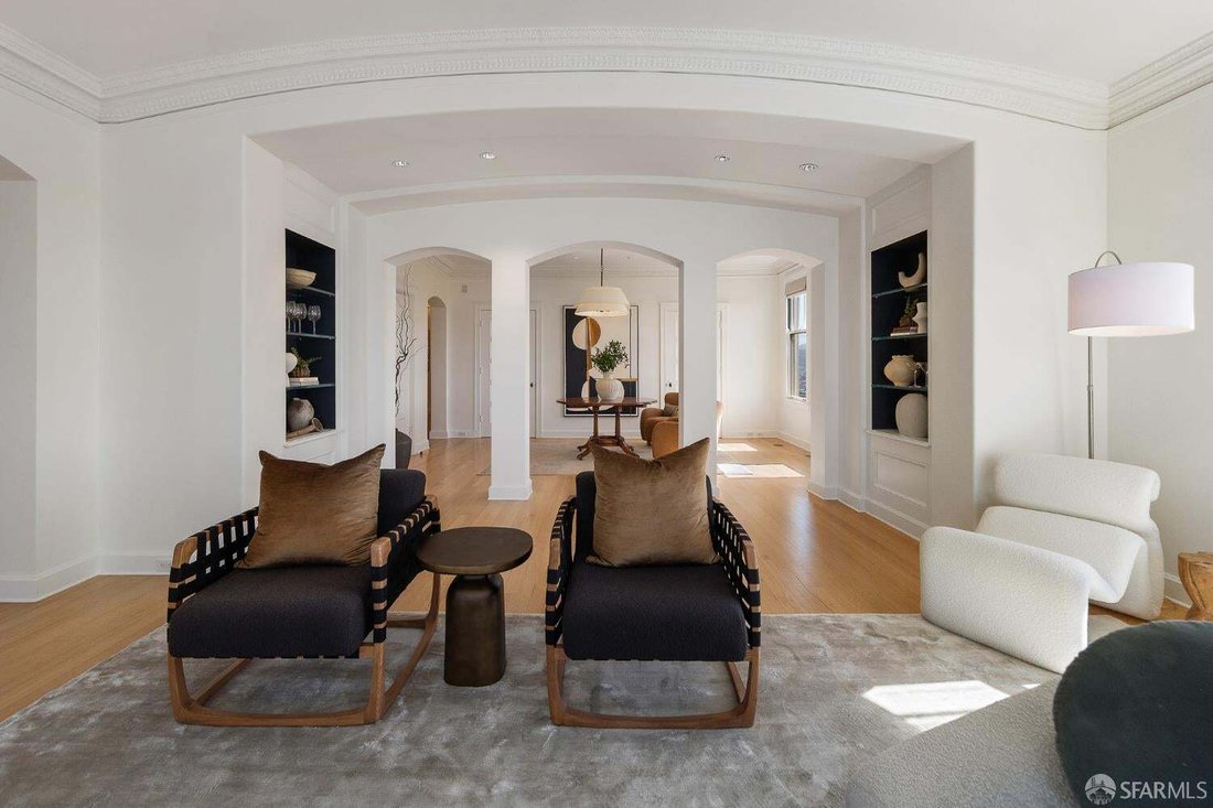 Co Op in San Francisco, California, United States 5 - 18763762