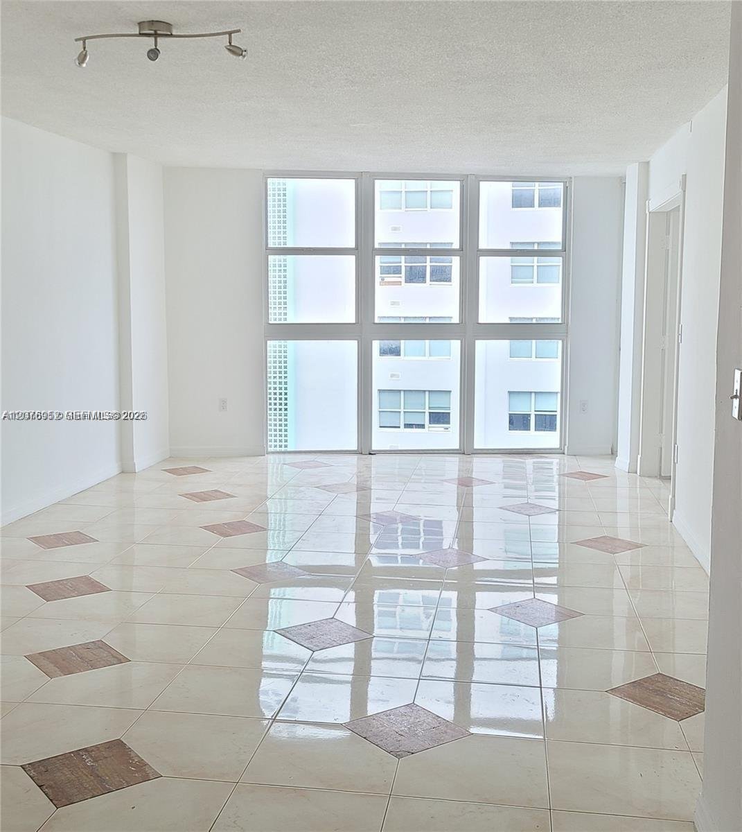 Eigentumswohnung in Miami Beach, Florida, Vereinigte Staaten 3 - 18765352