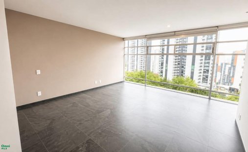 Condo in Naucalpan de Juárez, State of Mexico, Mexico 1
