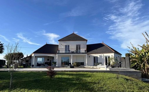 Villa en Nay, Nueva Aquitania, Francia 1