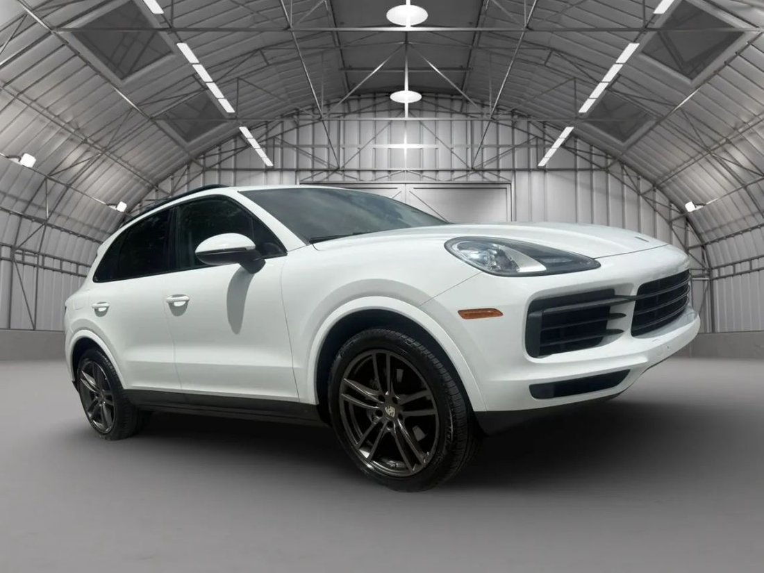 Suv in Fort Lauderdale, FL, United States 4 - 18765752