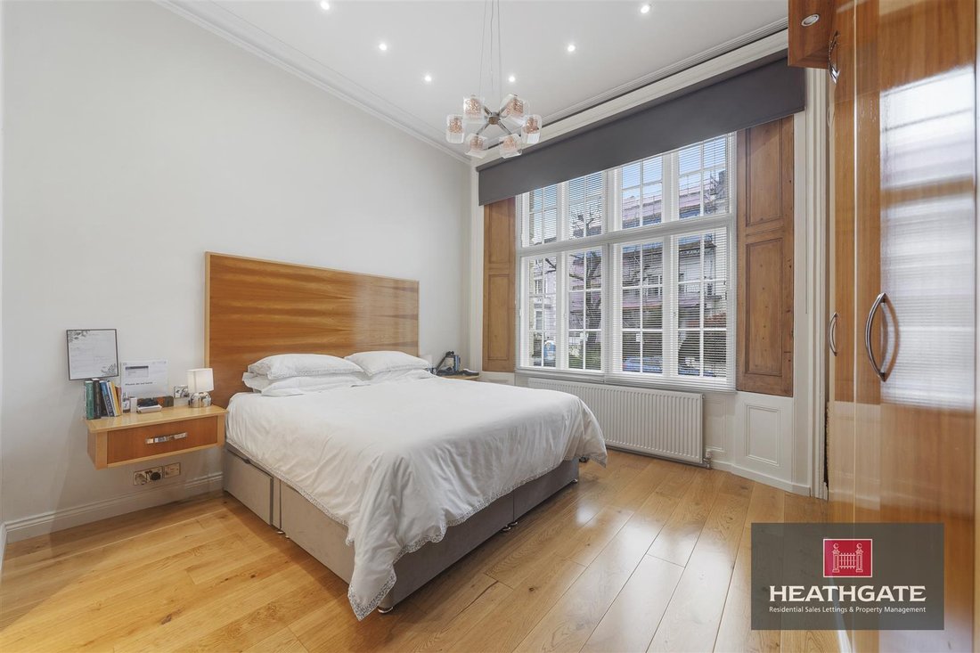 Apartment in Belsize Park, Camden, England 5 - 16786465