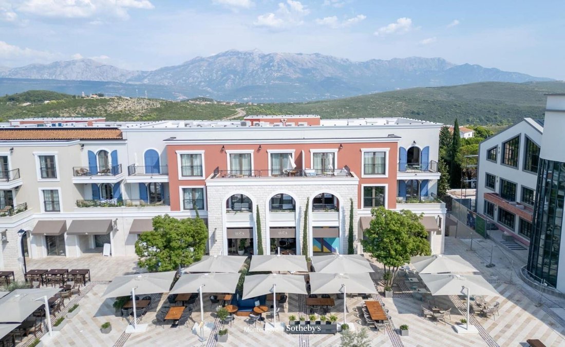 Appartamento a Milovići, Tivat Municipality, Montenegro 2 - 18762858