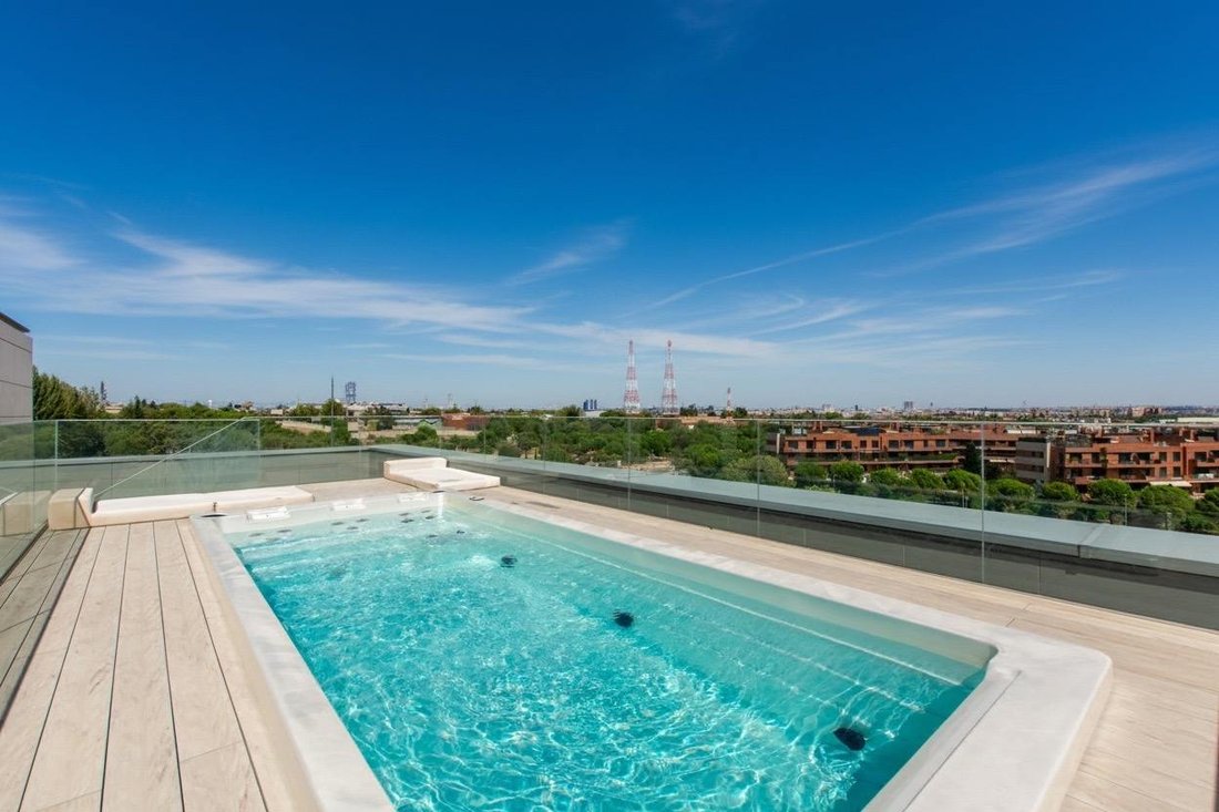 Attico a Pozuelo de Alarcón, Madrid, Spagna 3 - 17274523