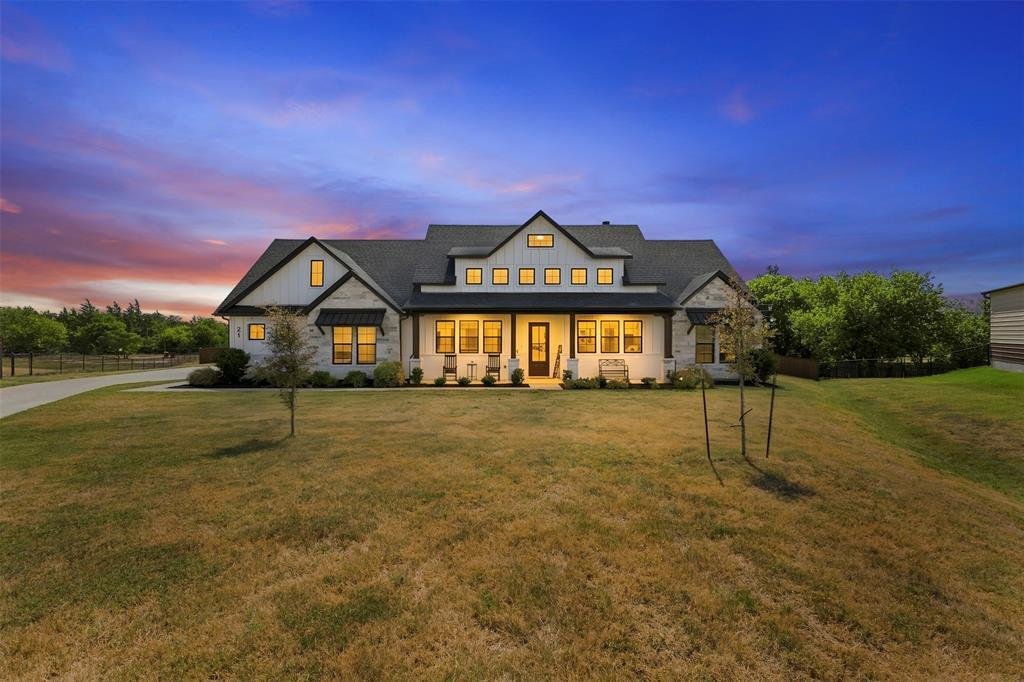 House in Waxahachie, Texas, United States 1 - 18764536