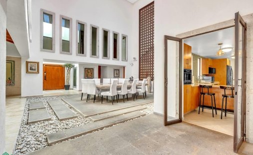 Townhouse in Mexico City, Mexico 1