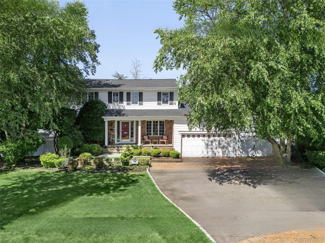 House in Massapequa, New York, United States 1 - 18765275