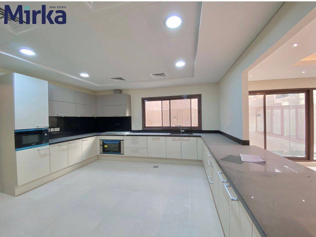 Townhouse in Nad Al Sheba 1, Nad Al Sheba, Dubai 1 - 18762751
