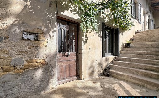 Maison à Villereversure, Auvergne-Rhône-Alpes, France 1