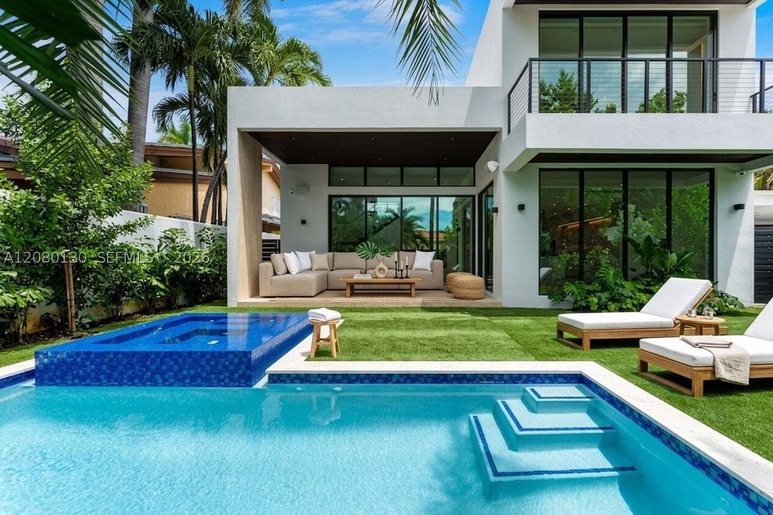 House in Miami, Florida, United States 1 - 18761787