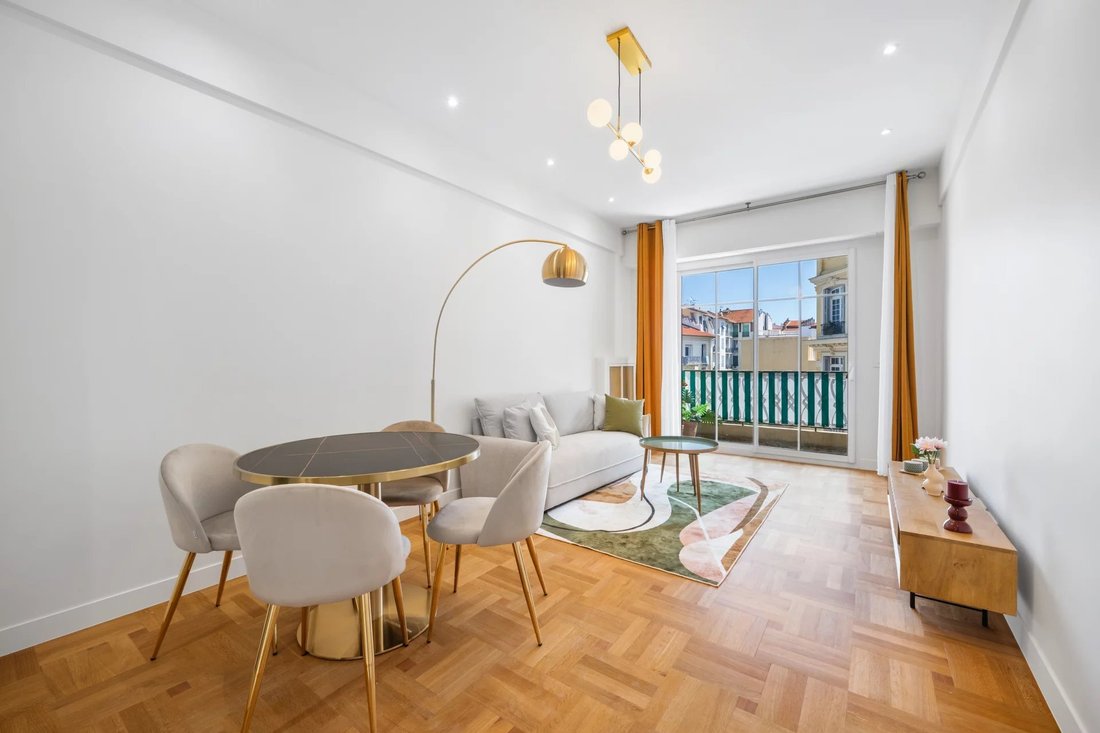 Apartment in Fleurs-Gambetta, Nice, France 1 - 18762929