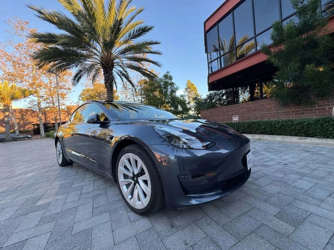 Sedan in Riverside, CA, United States 3 - 18758899