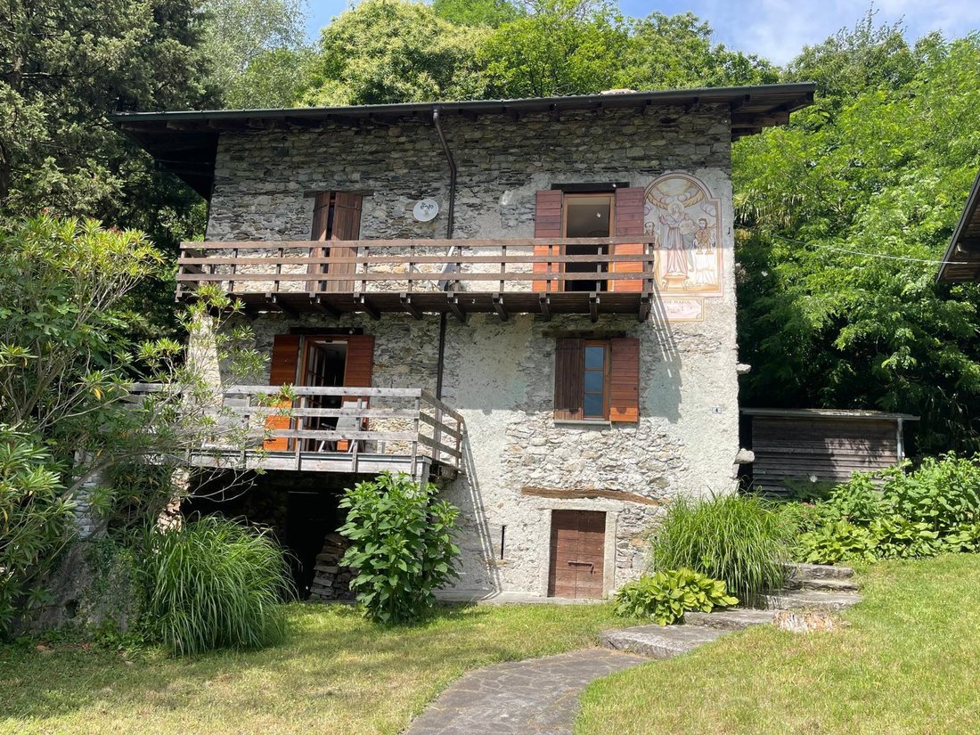 Villa in Sorico, Lombardei, Italien 3 - 18181638