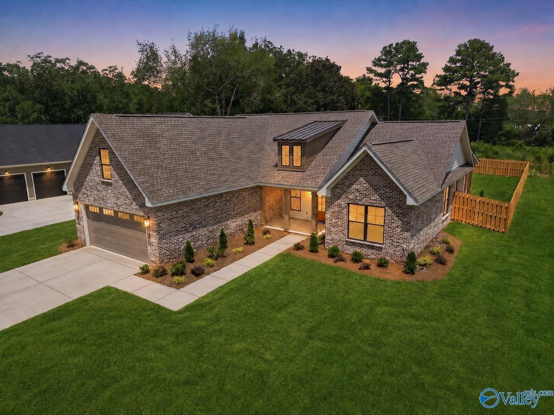 House in Redstone Arsenal, Alabama, United States 1 - 18764278