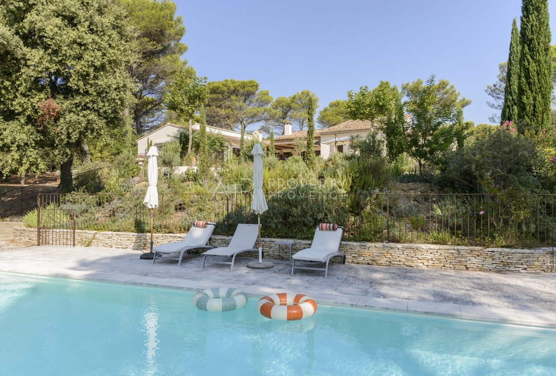 Villa in Puget, Provence-Alpes-Côte d'Azur, France 1 - 18766220