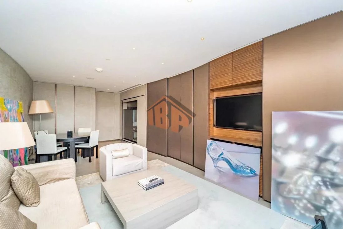 Apartment in Downtown Dubai, Dubai, United Arab Emirates 2 - 18763093