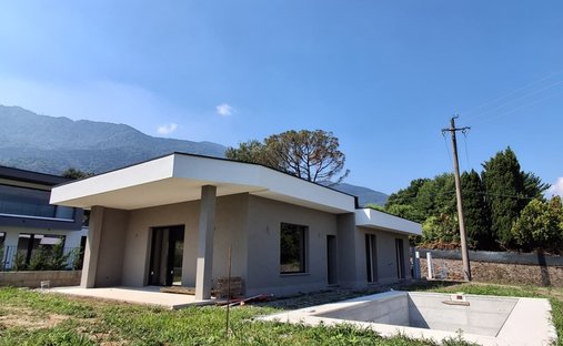 Villa à Colico, Lombardie, Italie 1