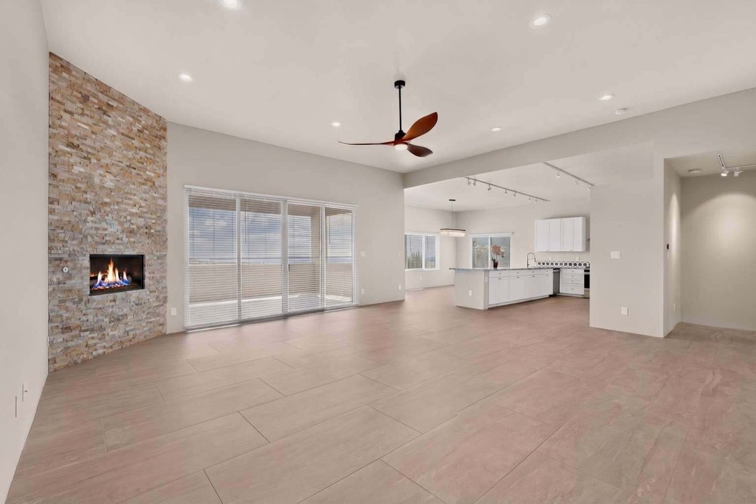 House in Santa Fe, New Mexico, United States 5 - 18763874