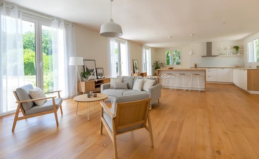 Maison à Orry-la-Ville, Hauts-de-France, France 1