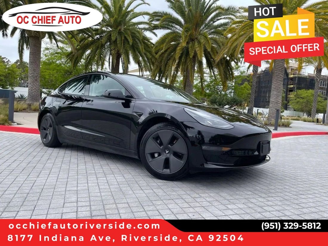 Sedan in Riverside, CA, United States 1 - 18762910
