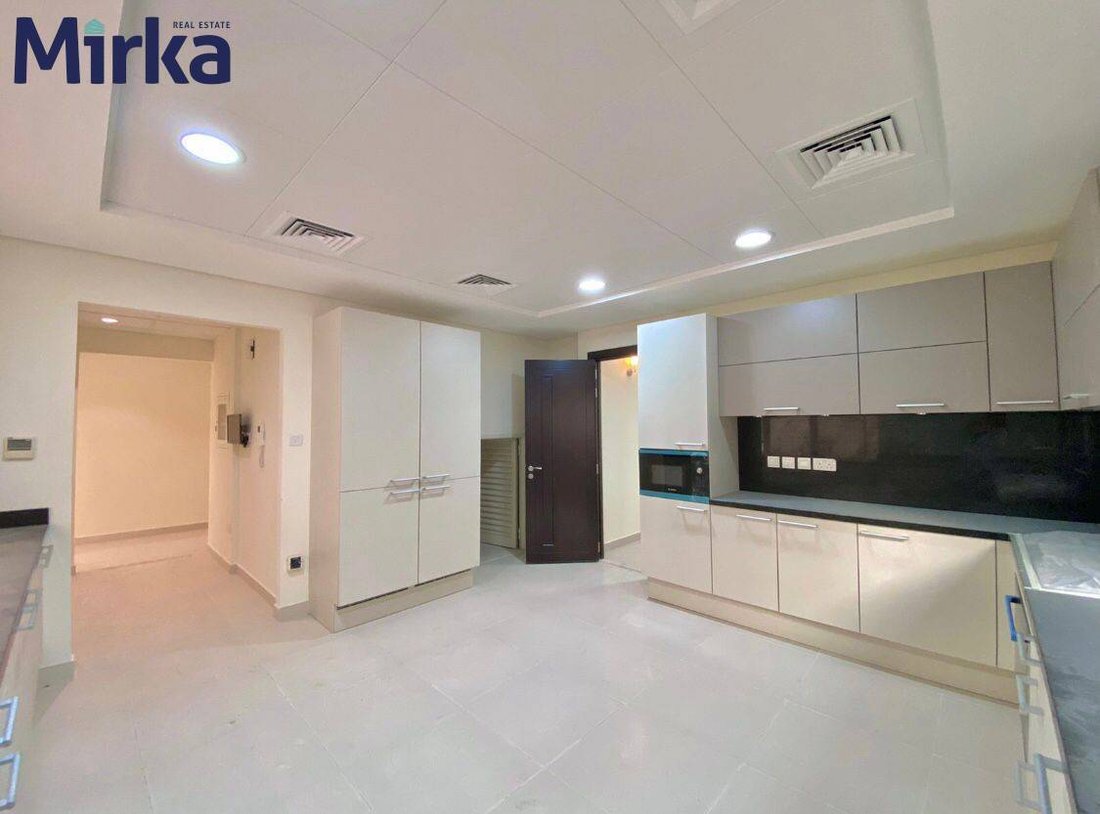 Townhouse in Nad Al Sheba 1, Nad Al Sheba, Dubai 2 - 18762749