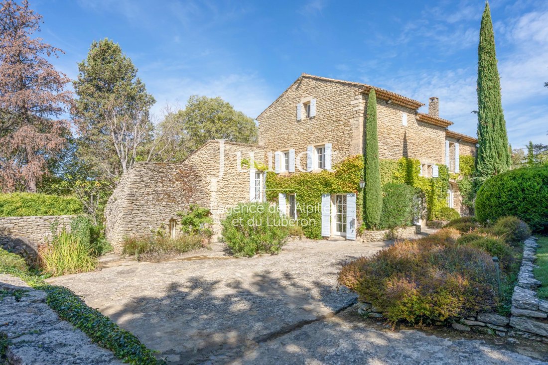 Maisons de campagne à Gordes, Provence-Alpes-Côte d'Azur, France 3 - 18507039