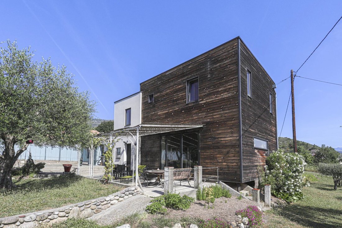 Villa in Carros, Provence-Alpes-Côte d'Azur, France 2 - 18159215