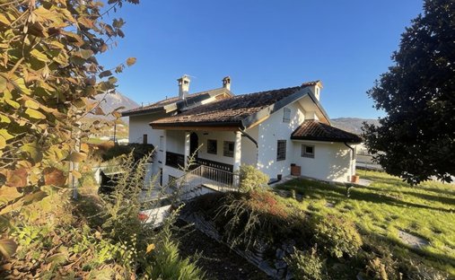 Villa à Centro, Belluno, Vénétie 1