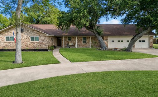 House in Angleton, Texas, United States 1