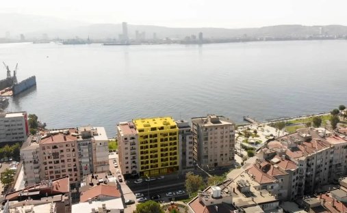 Apartment in İzmir, İzmir, Turkey 1