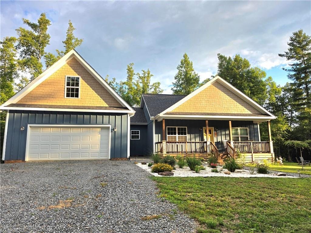 Haus in Ararat, Virginia, Vereinigte Staaten 1 - 18764857