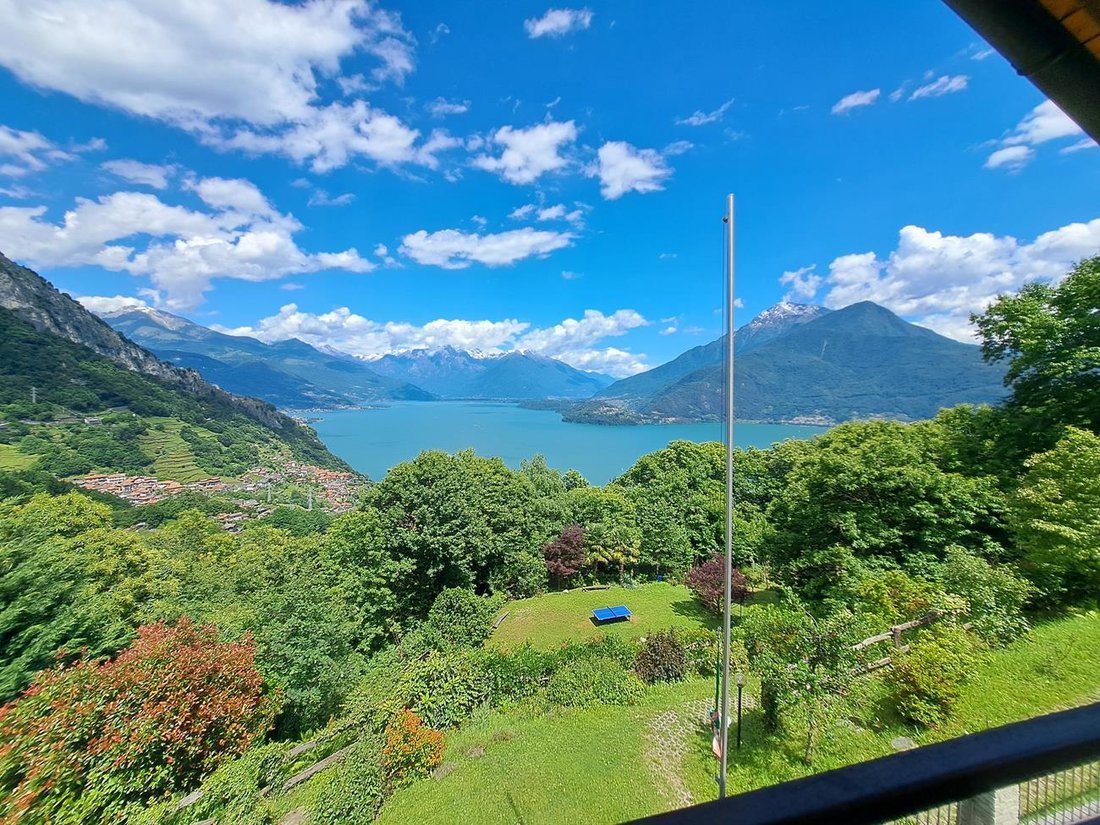 Villa in Pianello del Lario, Lombardy, Italy 1 - 15412091