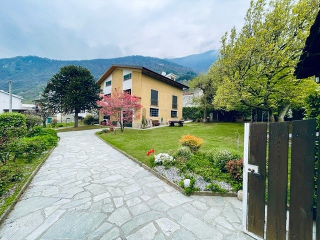 Villa in Dubino, Lombardei, Italien 3 - 15436204