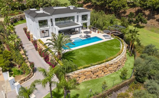 Villa in Benahavis, Andalusia, Spain 1