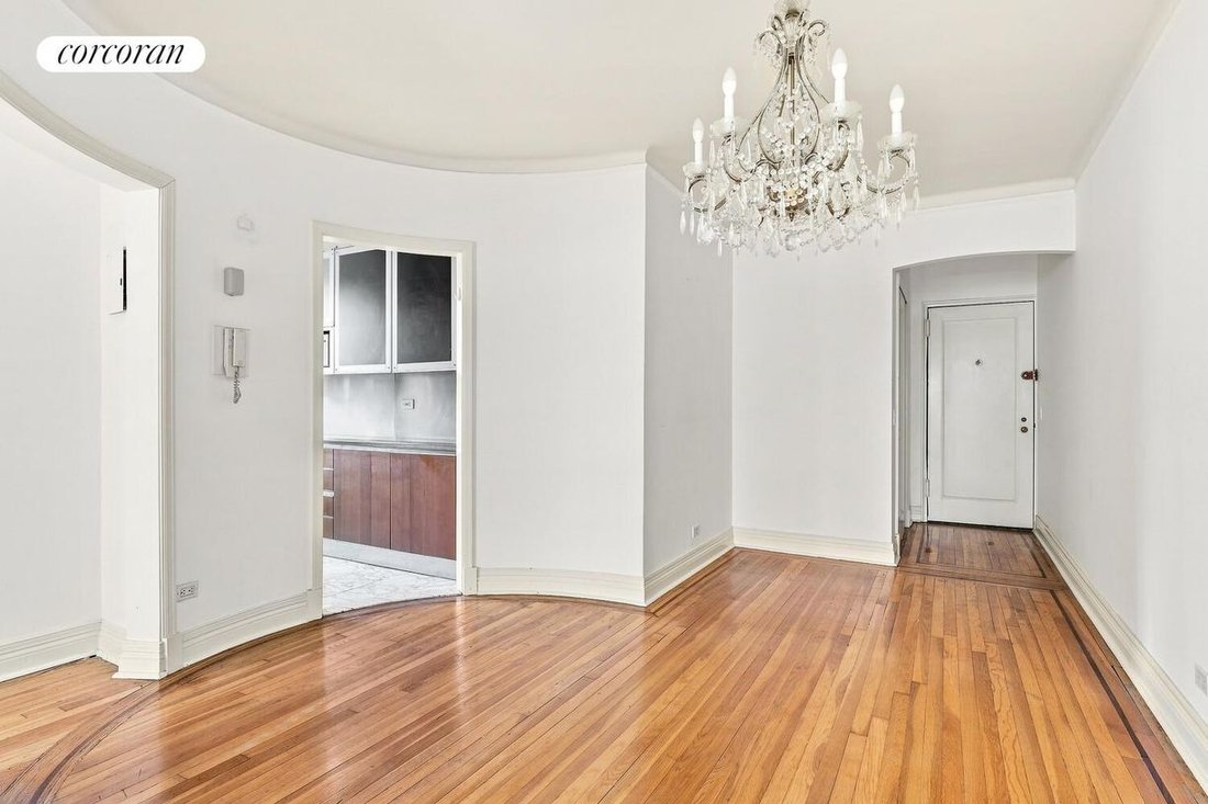 Co Op in New York, New York, United States 3 - 18763721
