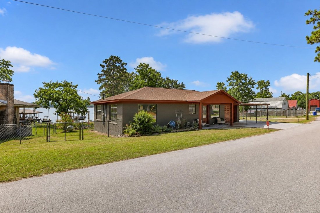Casa a Livingston, Texas, Stati Uniti 2 - 18125275