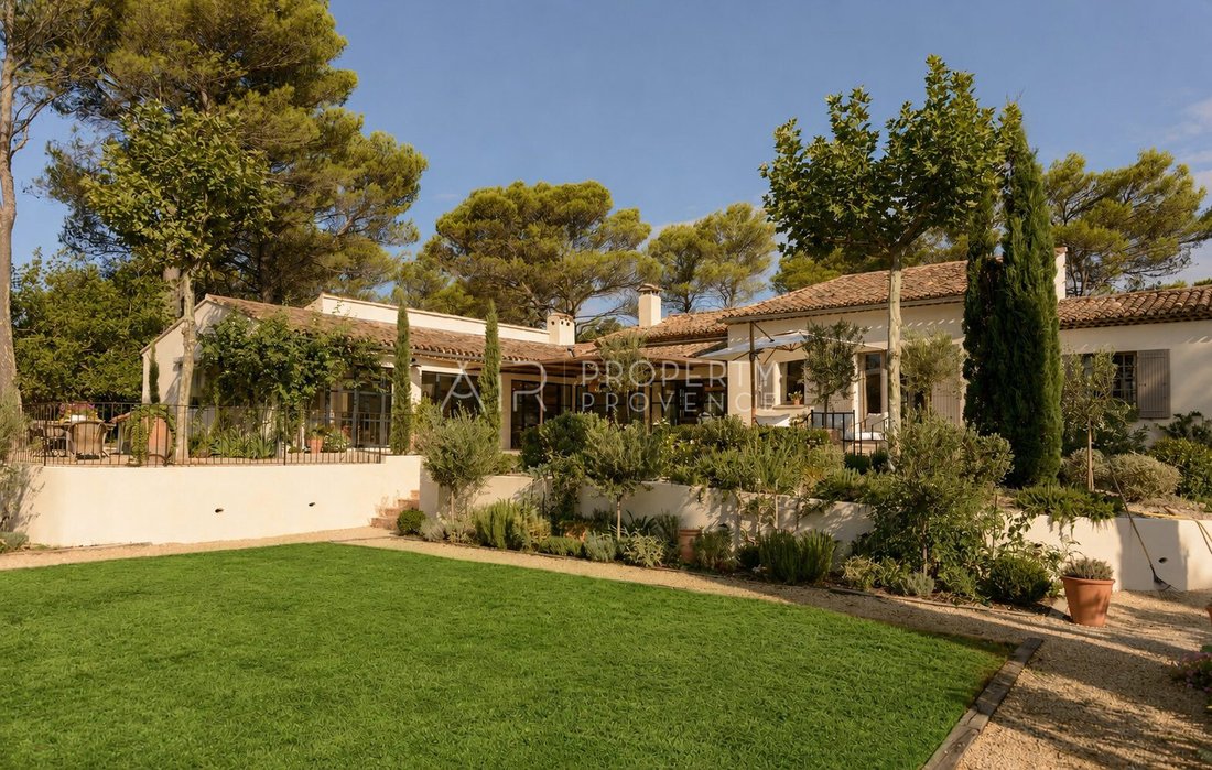 Villa in Puget, Provence-Alpes-Côte d'Azur, France 4 - 18766220