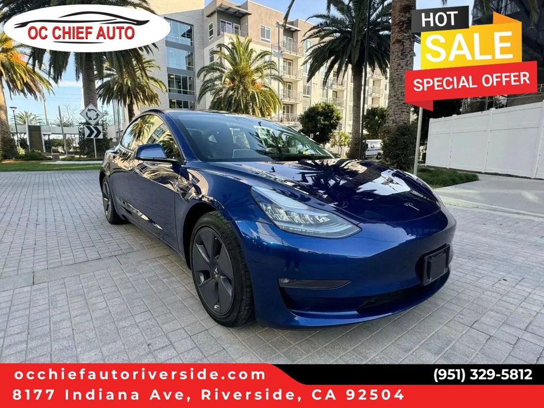 Sedan in Riverside, CA, United States 1 - 18762882