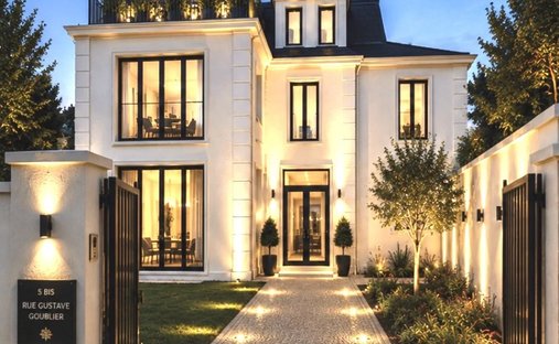 House in Champignol, Saint-Maur-des-Fossés, France 1