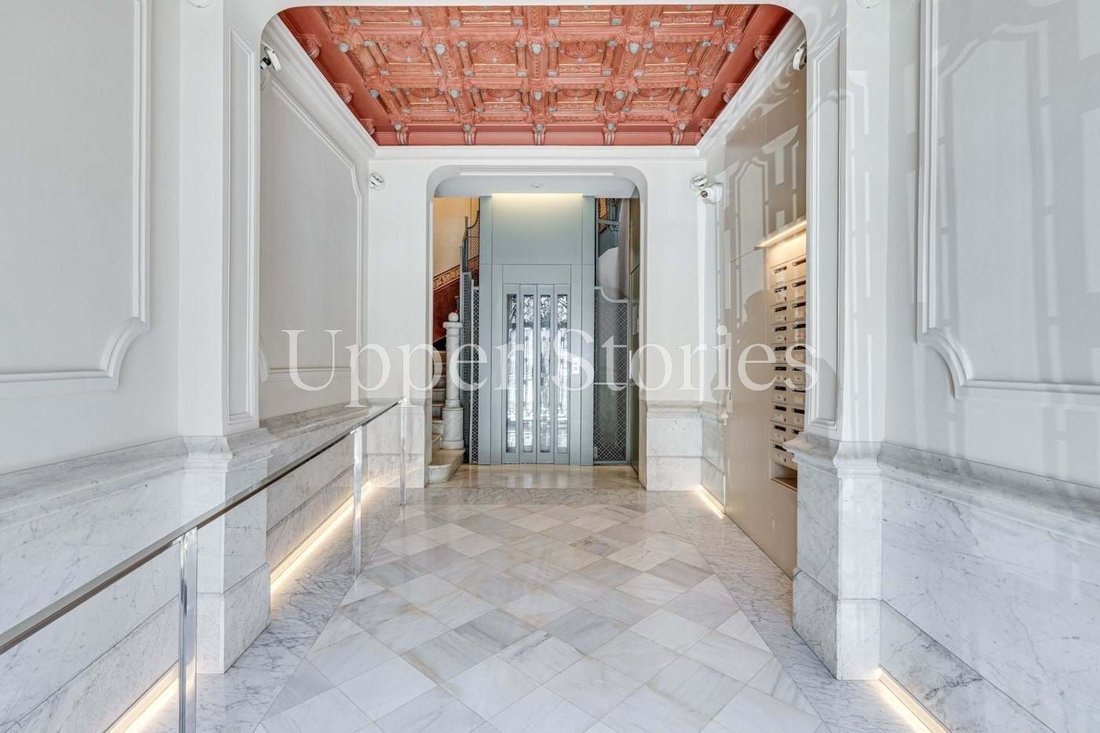 Wohnung in Eixample, Barcelona, Spanien 1 - 18762847