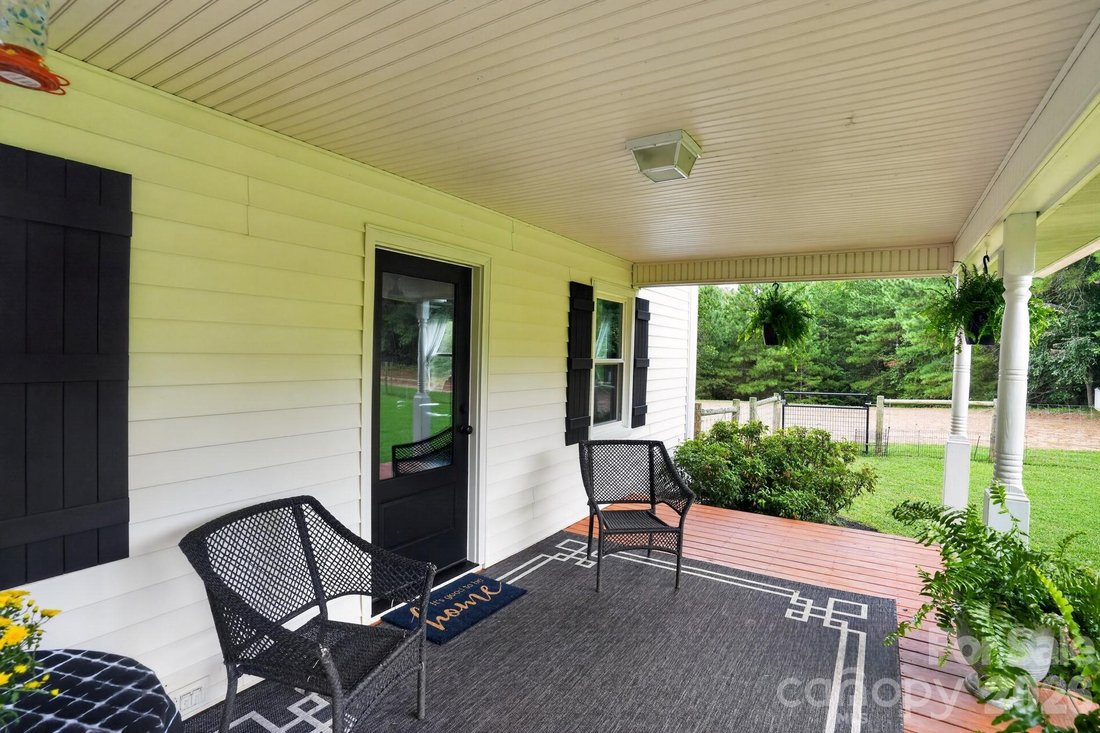 House in Statesville, North Carolina, United States 5 - 18764023
