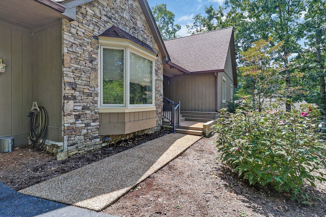 House in Crossville, Tennessee, United States 3 - 18764731