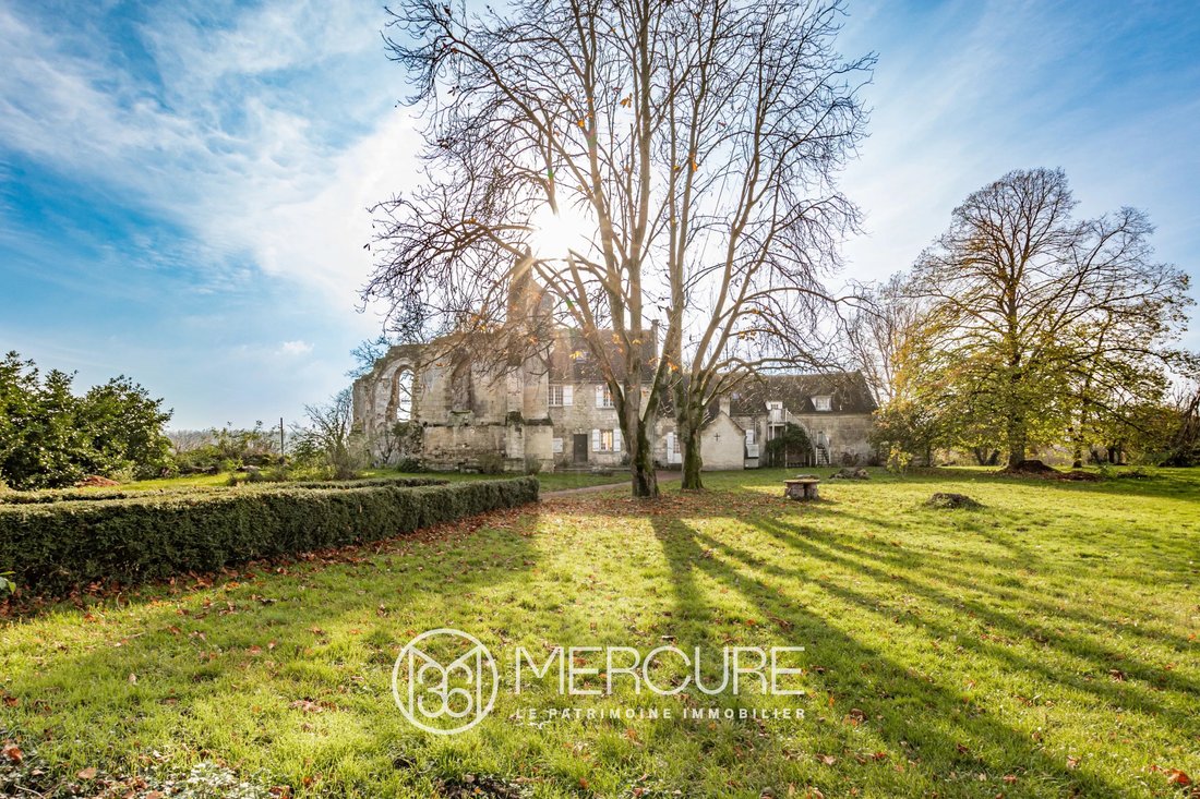 Estate in Compiegne, Hauts-de-France, France 5 - 18763153