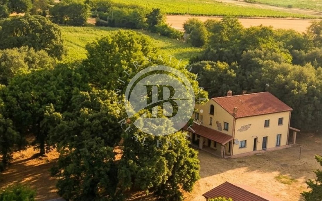 Villa in Roccastrada, Tuscany, Italy 5 - 18763110